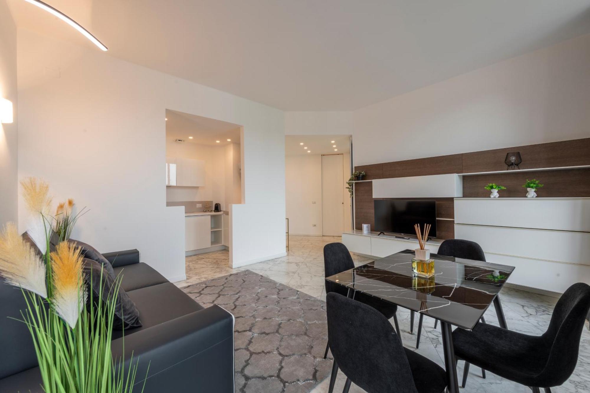 Milan Royal Suites - Duomo Santo Stefano Ngoại thất bức ảnh