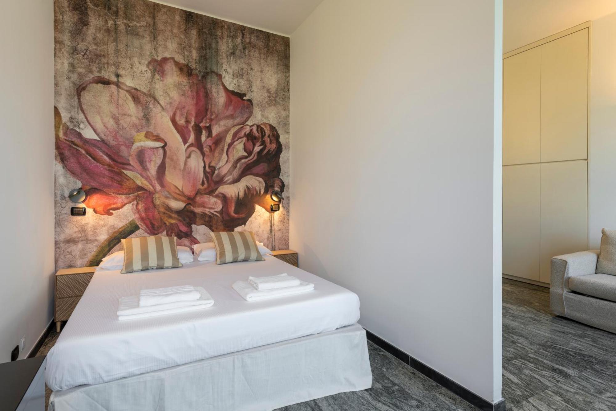 Milan Royal Suites - Duomo Santo Stefano Ngoại thất bức ảnh