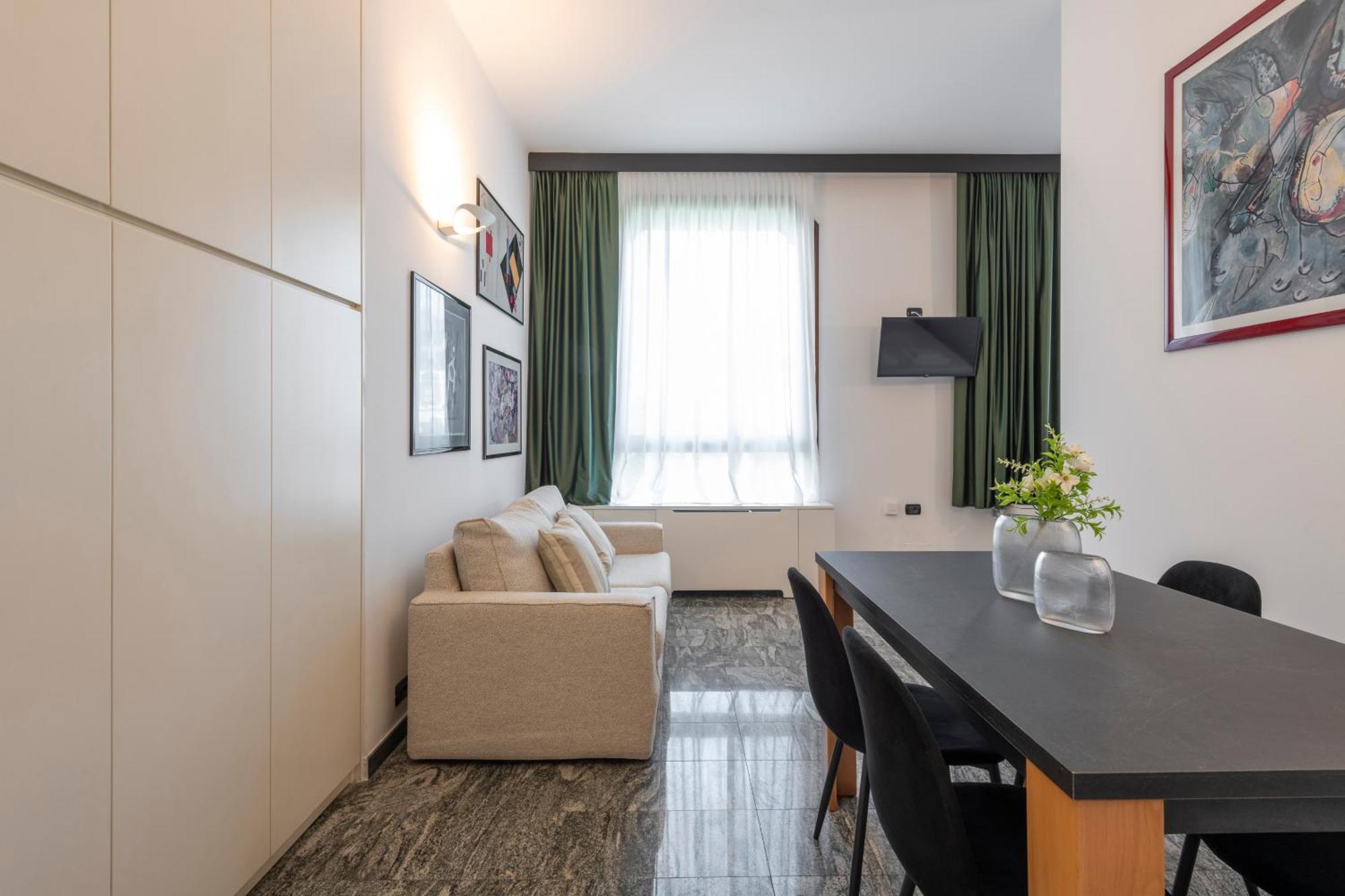Milan Royal Suites - Duomo Santo Stefano Ngoại thất bức ảnh